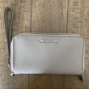 Michael Kors Wristlet